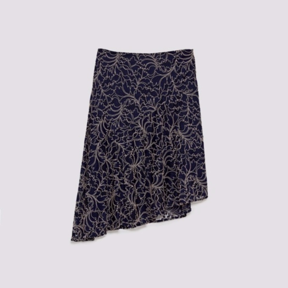 NWT Zara Two-tone Lace Skirt